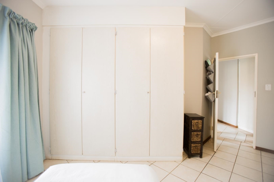 To Let 2 Bedroom Property for Rent in Equestria Gauteng