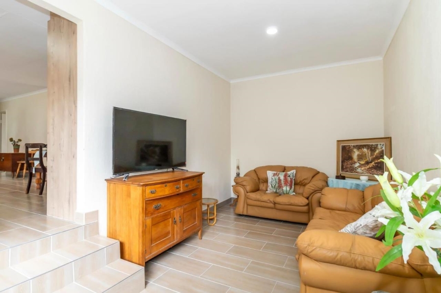 3 Bedroom Property for Sale in Wilgeheuwel Gauteng