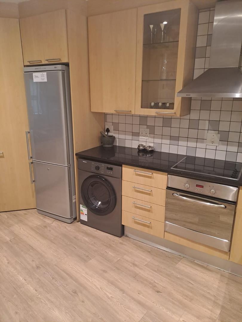 To Let 2 Bedroom Property for Rent in Benmore Gardens Gauteng