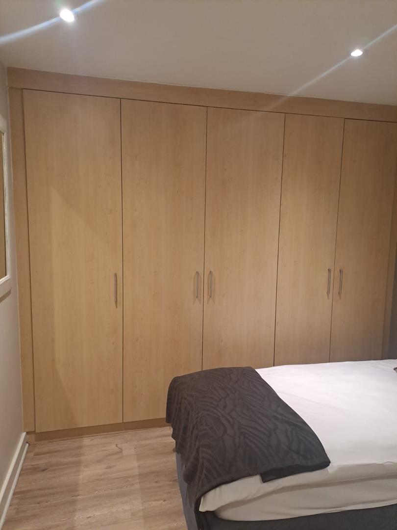 To Let 2 Bedroom Property for Rent in Benmore Gardens Gauteng