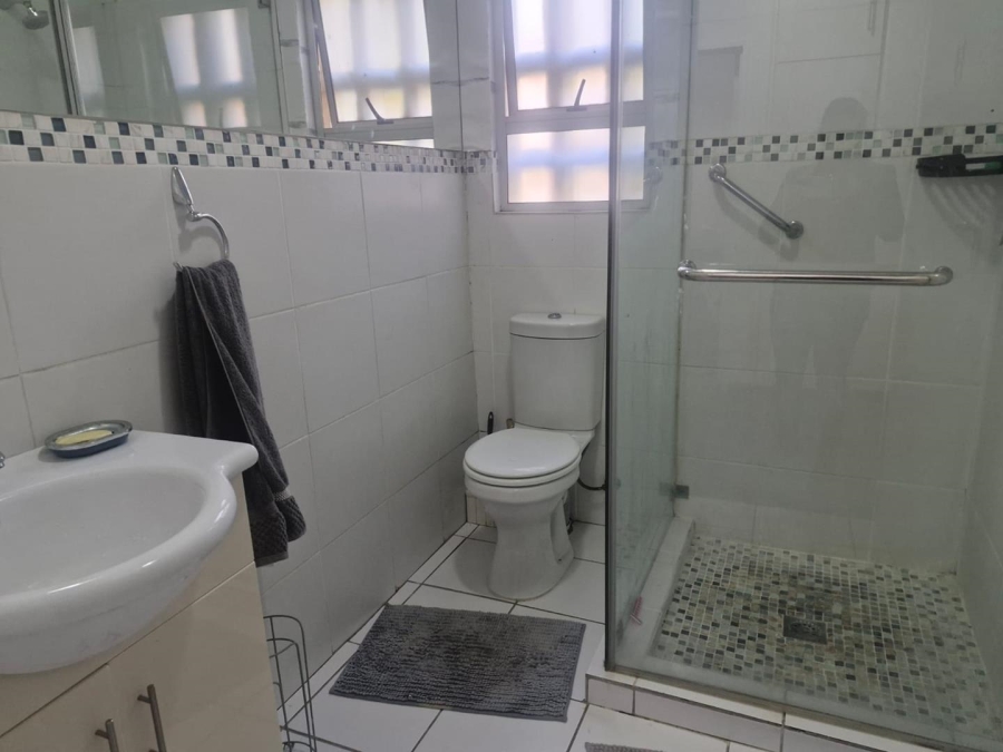 To Let 3 Bedroom Property for Rent in Strathavon Gauteng