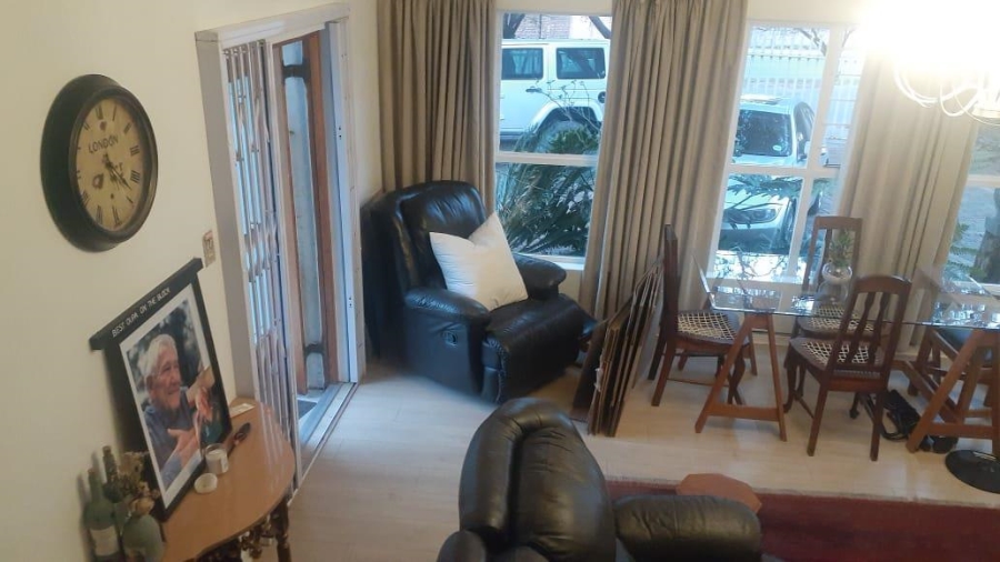 To Let 3 Bedroom Property for Rent in Sandringham Gauteng