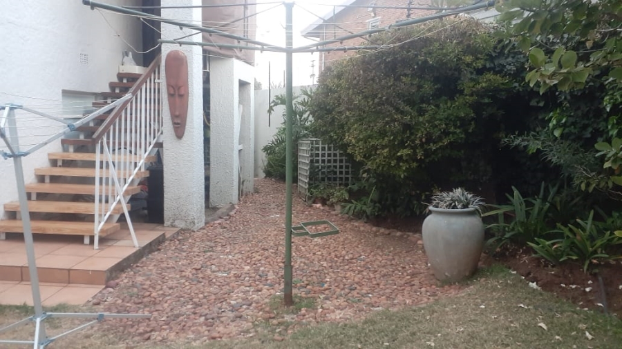 To Let 3 Bedroom Property for Rent in Sandringham Gauteng