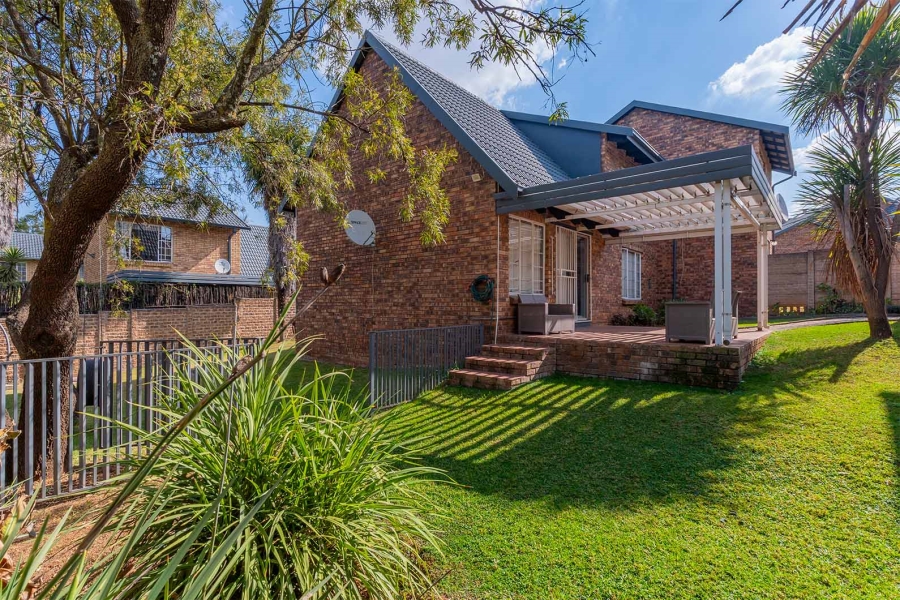 3 Bedroom Property for Sale in Van Riebeeck Park Gauteng
