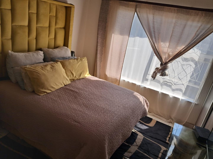 To Let 2 Bedroom Property for Rent in Raceview Gauteng