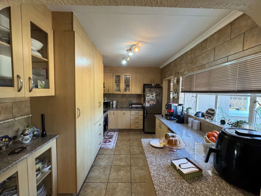 3 Bedroom Property for Sale in Verwoerdpark Gauteng