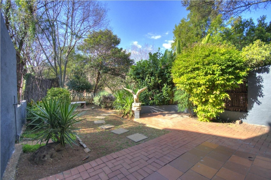 3 Bedroom Property for Sale in Mondeor Gauteng
