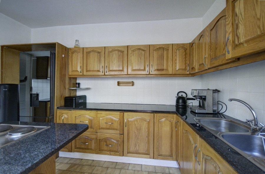 3 Bedroom Property for Sale in Mondeor Gauteng