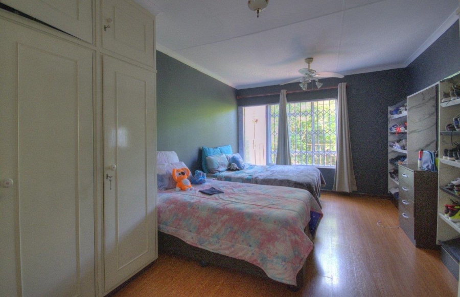 3 Bedroom Property for Sale in Mondeor Gauteng