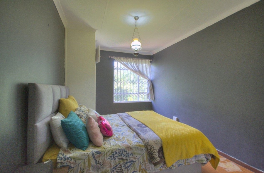 3 Bedroom Property for Sale in Mondeor Gauteng