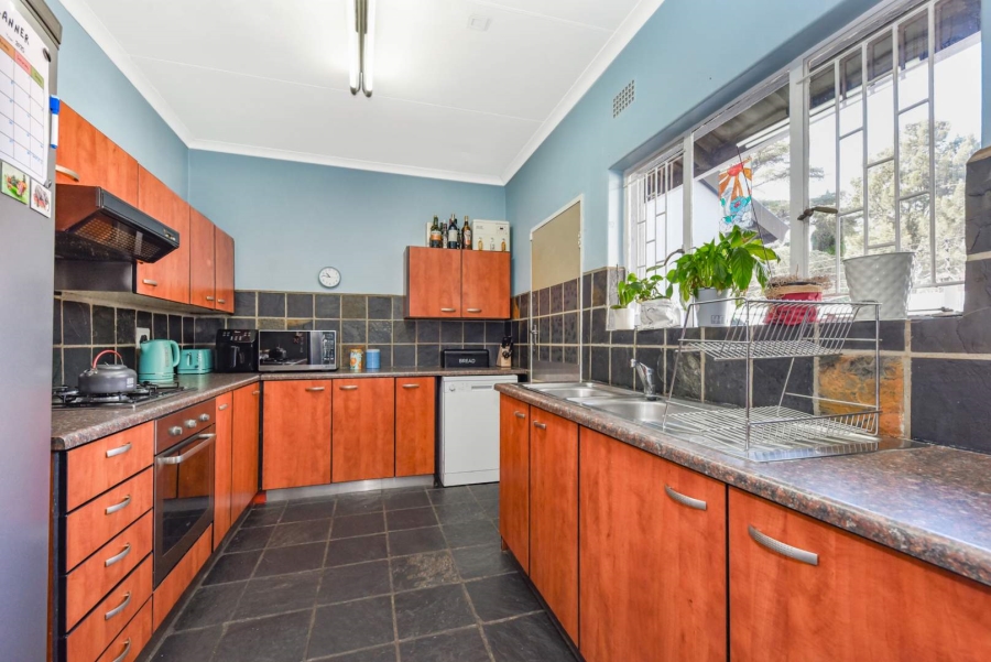 4 Bedroom Property for Sale in Brackendowns Gauteng