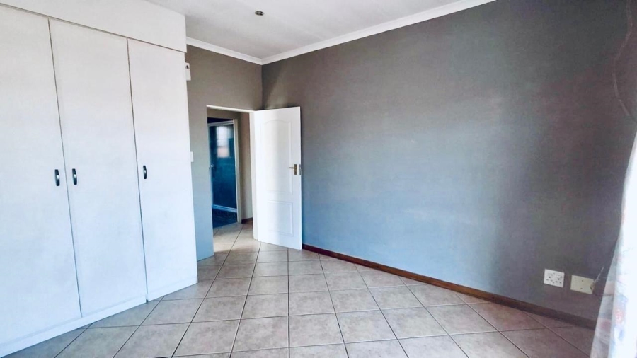 2 Bedroom Property for Sale in Liefde en Vrede Gauteng