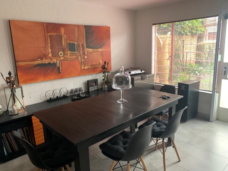 2 Bedroom Property for Sale in Glenvista Gauteng