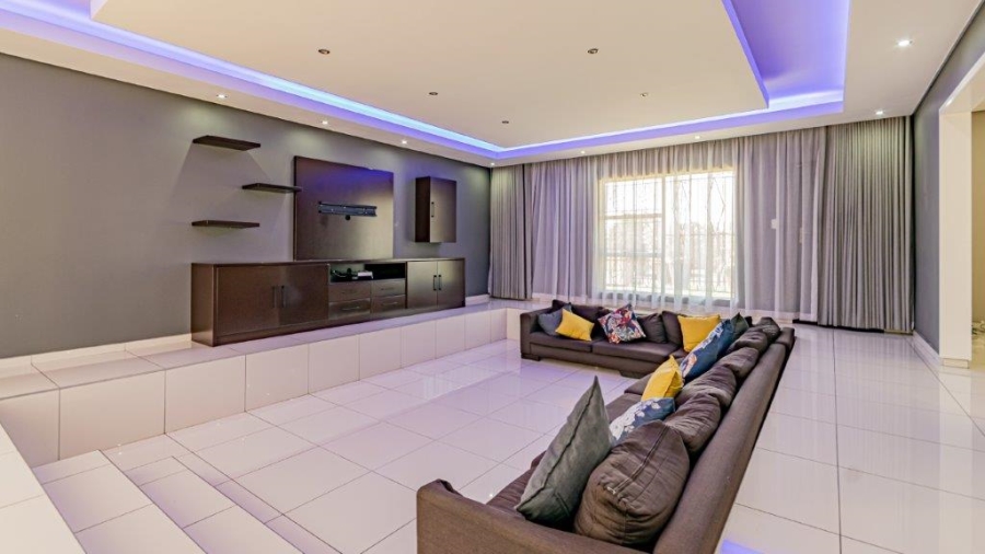 4 Bedroom Property for Sale in Randhart Gauteng