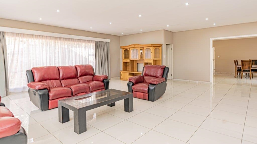 4 Bedroom Property for Sale in Randhart Gauteng