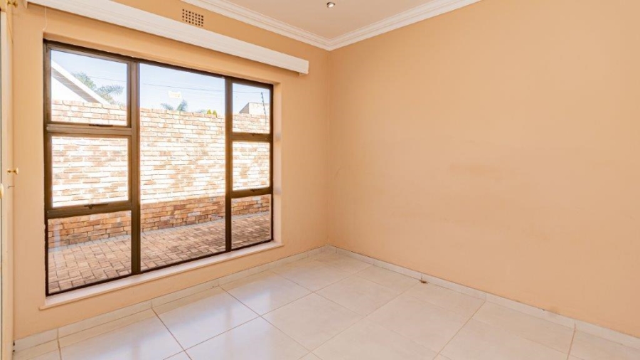 4 Bedroom Property for Sale in Randhart Gauteng