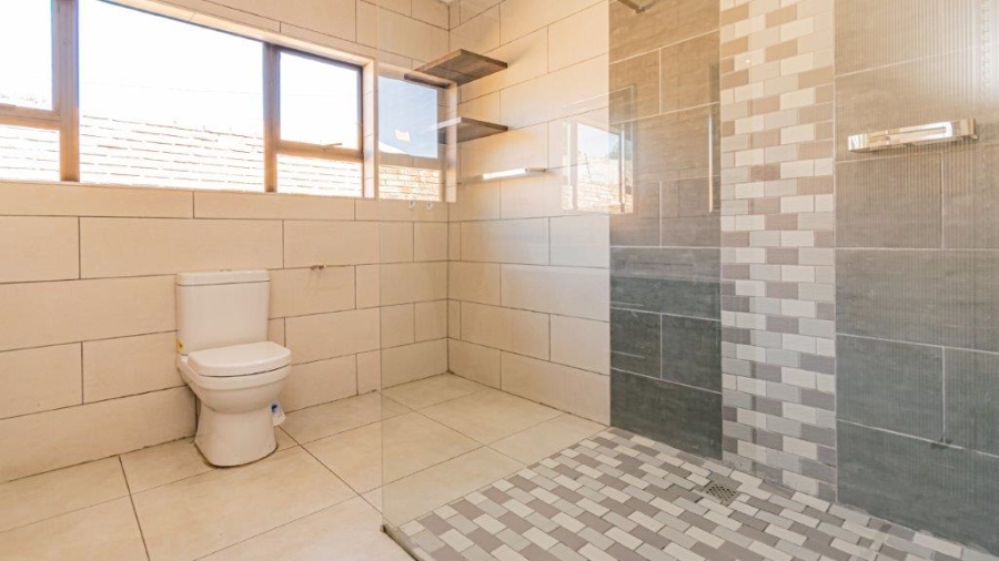4 Bedroom Property for Sale in Randhart Gauteng