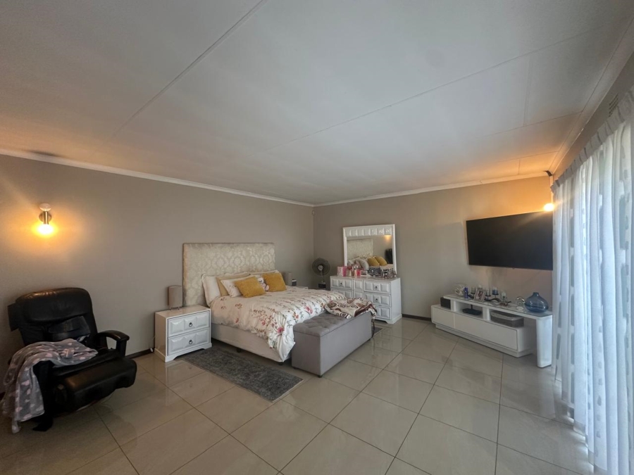 4 Bedroom Property for Sale in Randhart Gauteng