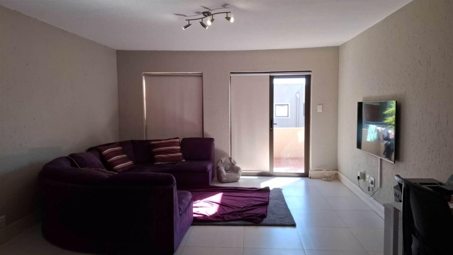 2 Bedroom Property for Sale in New Market Gauteng