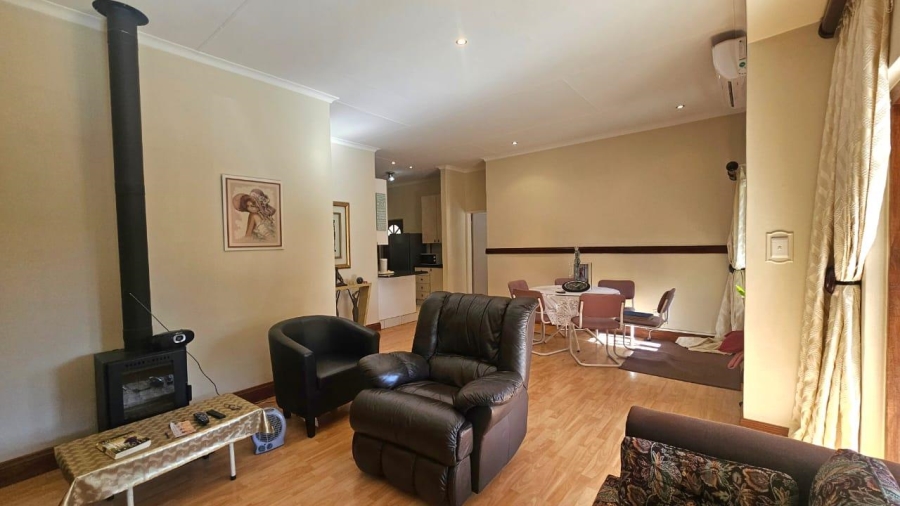 2 Bedroom Property for Sale in Olympus AH Gauteng