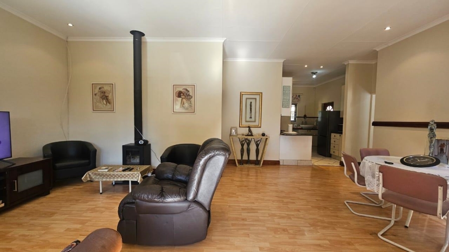 2 Bedroom Property for Sale in Olympus AH Gauteng