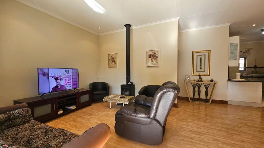 2 Bedroom Property for Sale in Olympus AH Gauteng