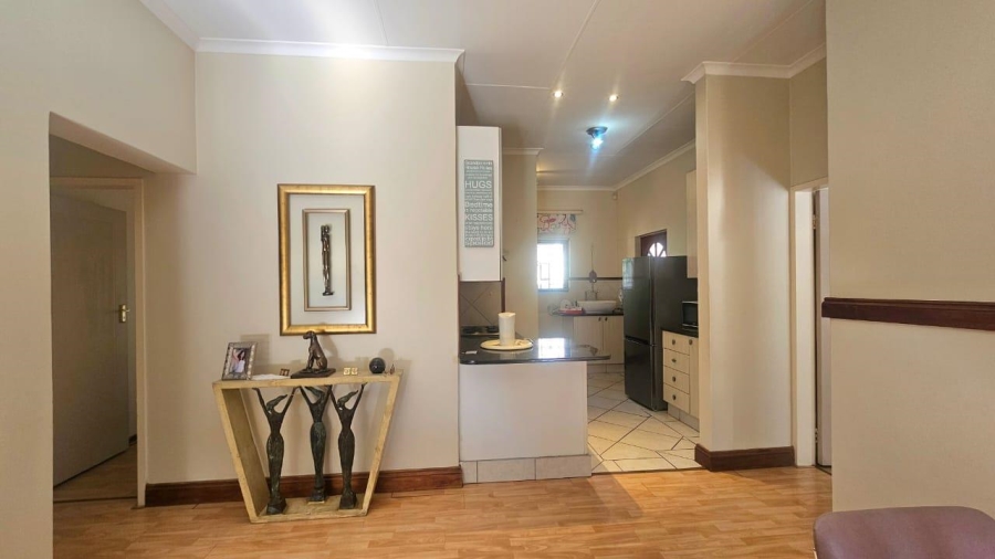 2 Bedroom Property for Sale in Olympus AH Gauteng