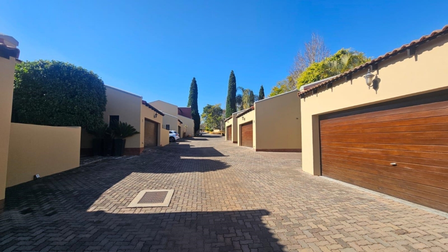 2 Bedroom Property for Sale in Olympus AH Gauteng