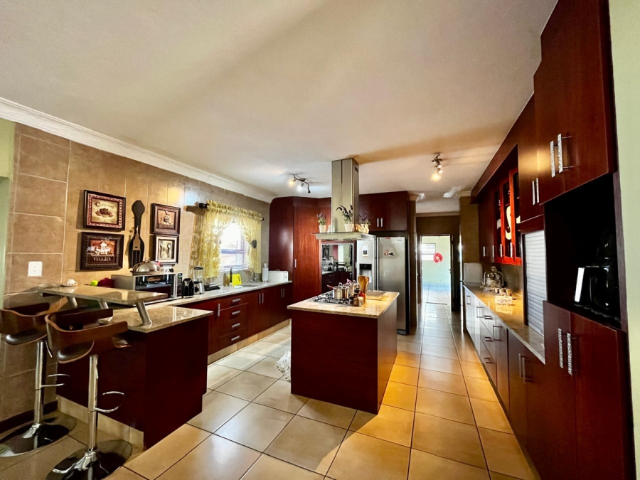 4 Bedroom Property for Sale in Willow Acres Gauteng