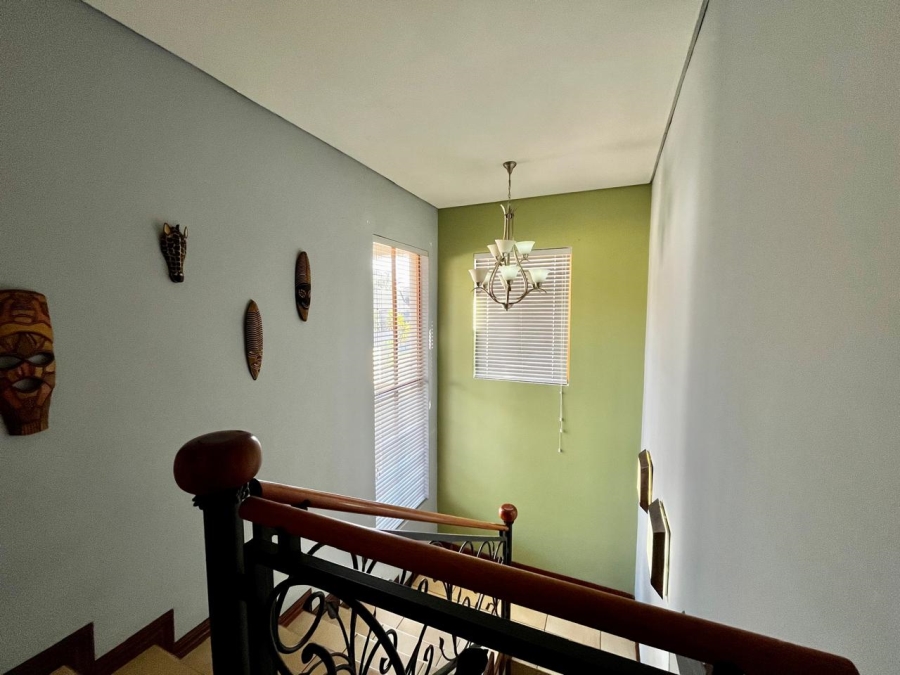 4 Bedroom Property for Sale in Willow Acres Gauteng
