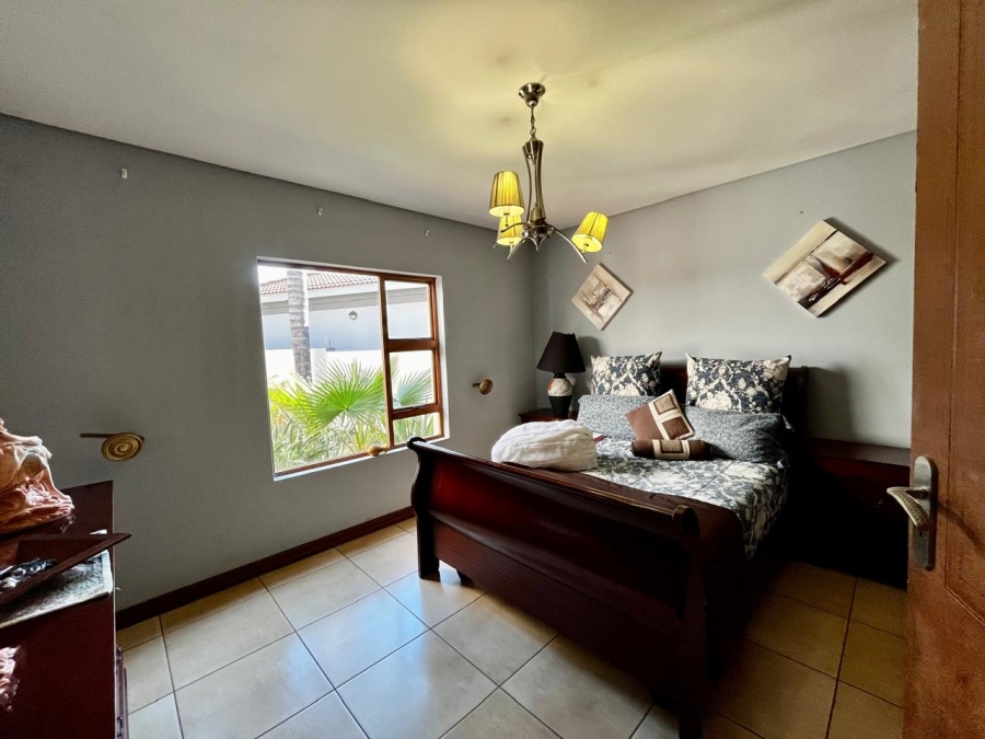 4 Bedroom Property for Sale in Willow Acres Gauteng