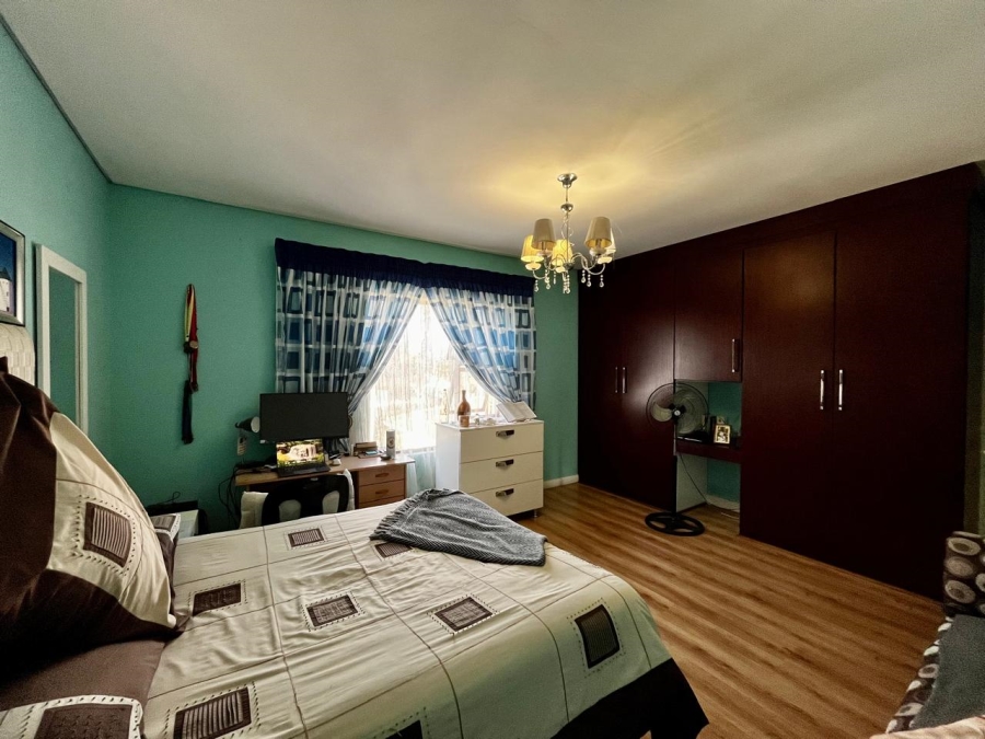 4 Bedroom Property for Sale in Willow Acres Gauteng