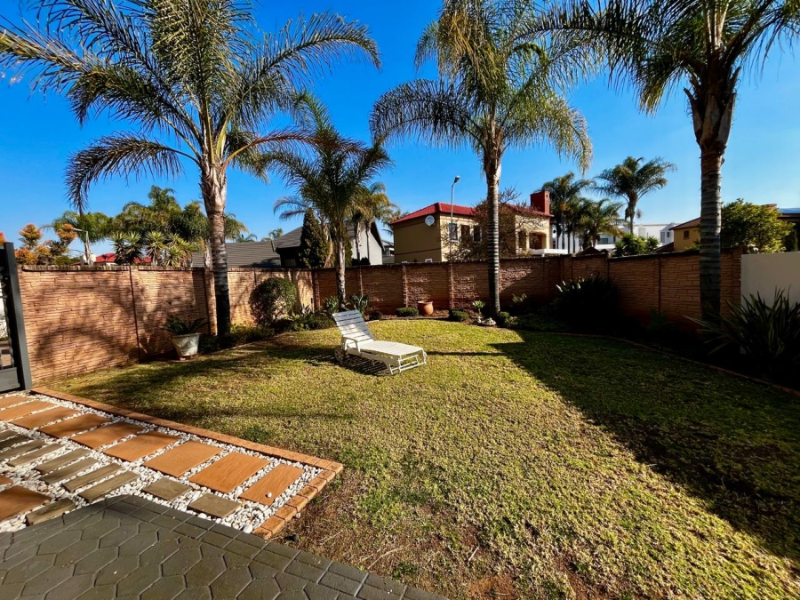 4 Bedroom Property for Sale in Willow Acres Gauteng