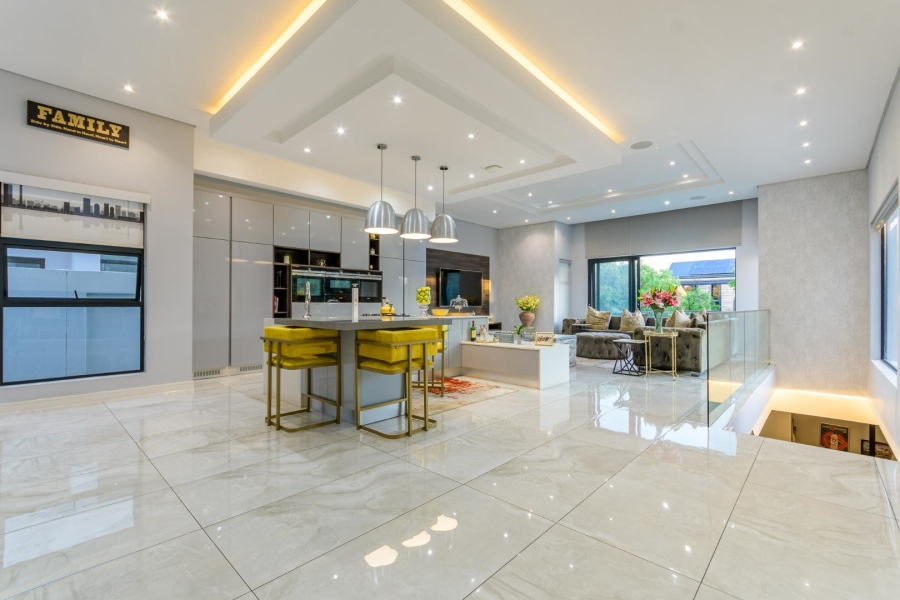 6 Bedroom Property for Sale in Steyn City Gauteng