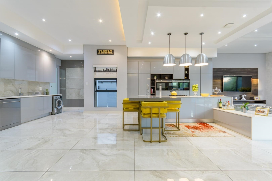 6 Bedroom Property for Sale in Steyn City Gauteng