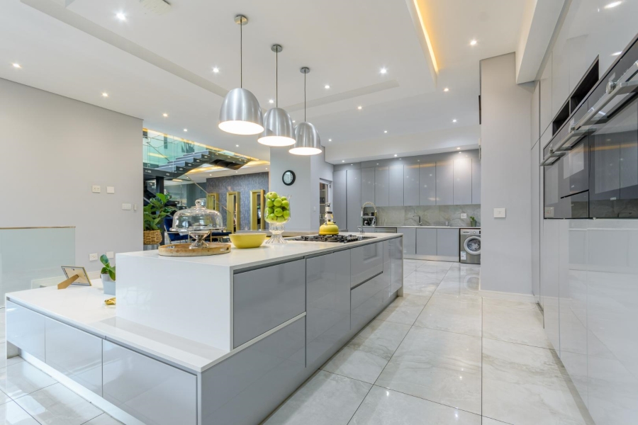 6 Bedroom Property for Sale in Steyn City Gauteng
