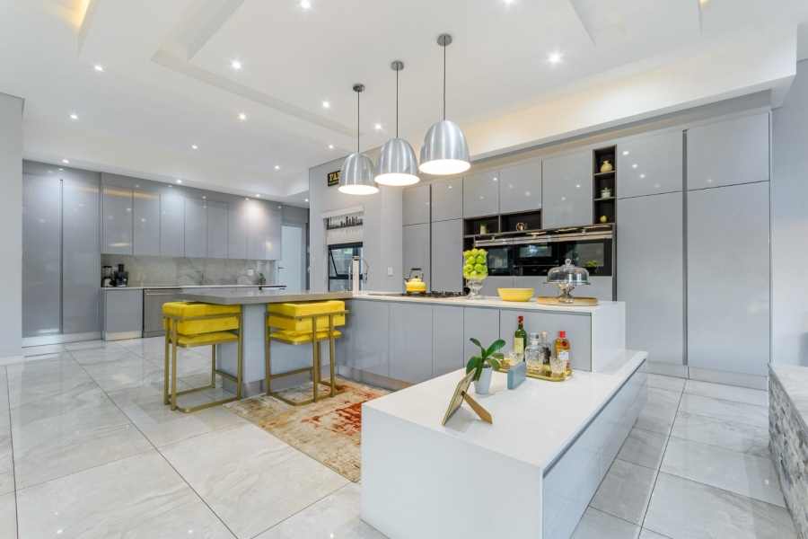 6 Bedroom Property for Sale in Steyn City Gauteng