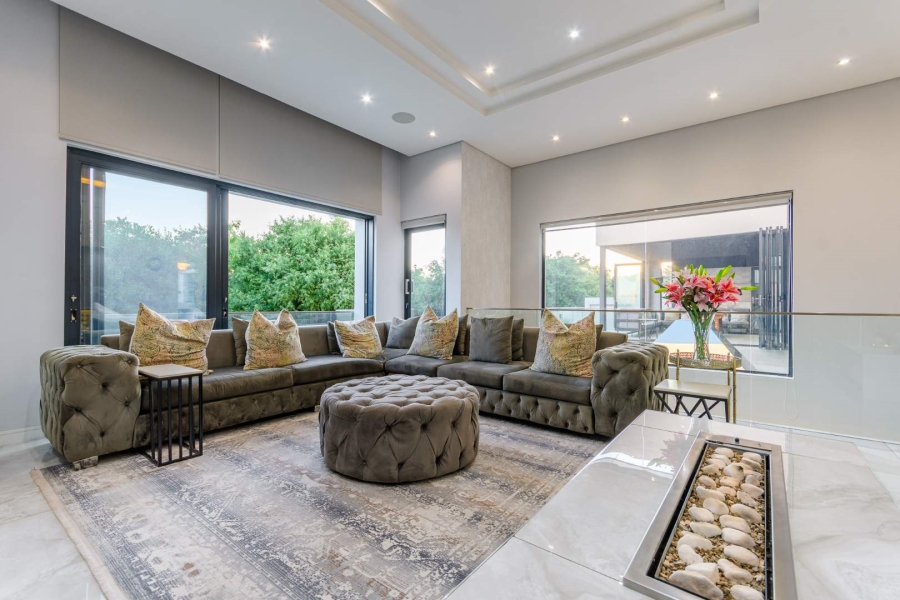 6 Bedroom Property for Sale in Steyn City Gauteng