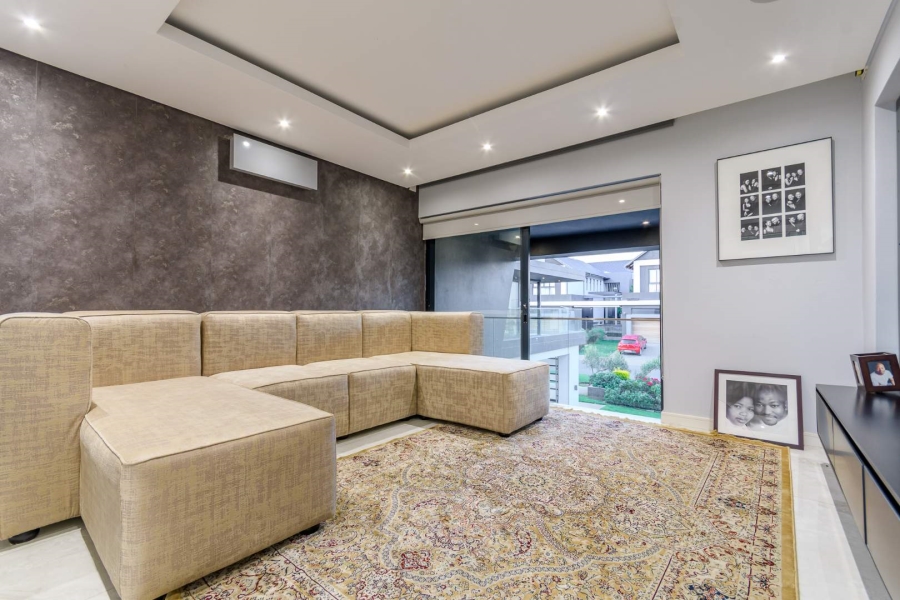 6 Bedroom Property for Sale in Steyn City Gauteng