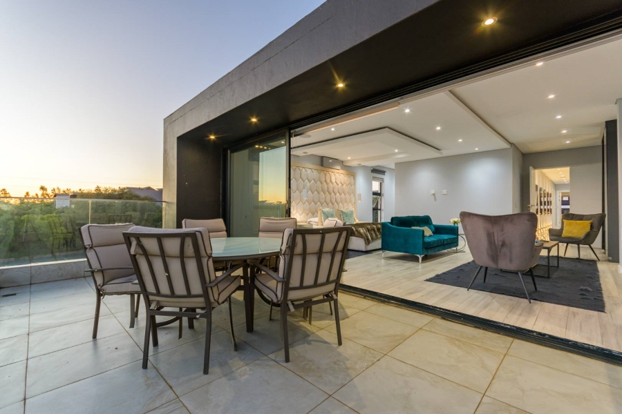 6 Bedroom Property for Sale in Steyn City Gauteng