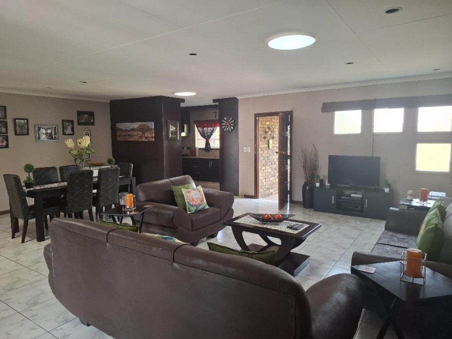 3 Bedroom Property for Sale in Ravenswood Gauteng