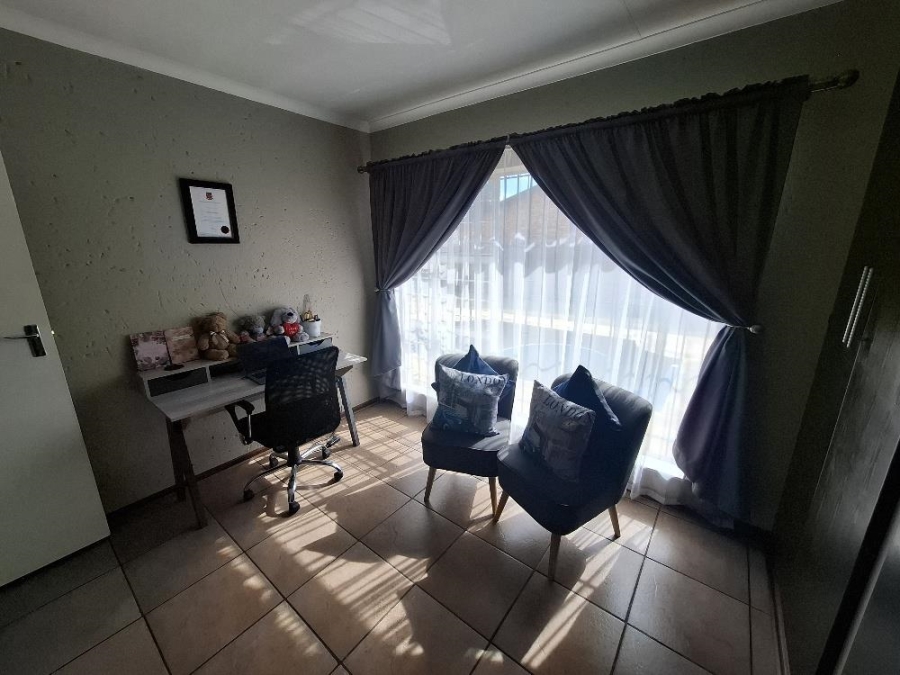 3 Bedroom Property for Sale in Ravenswood Gauteng