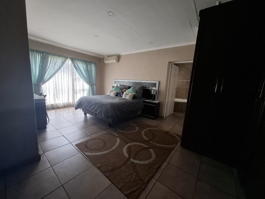 3 Bedroom Property for Sale in Ravenswood Gauteng