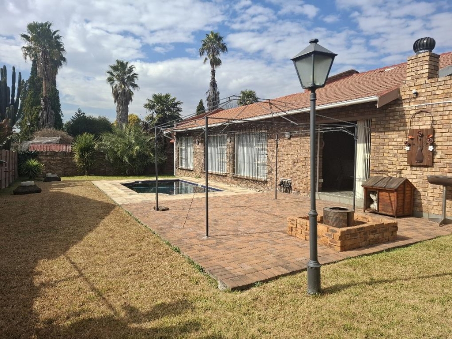3 Bedroom Property for Sale in Ravenswood Gauteng