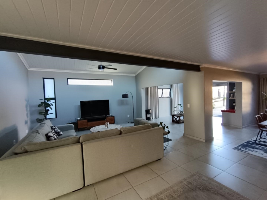 3 Bedroom Property for Sale in Zwartkop Gauteng