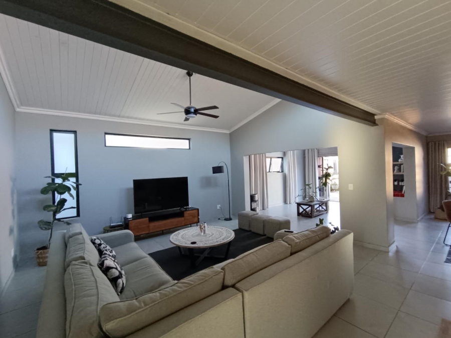 3 Bedroom Property for Sale in Zwartkop Gauteng