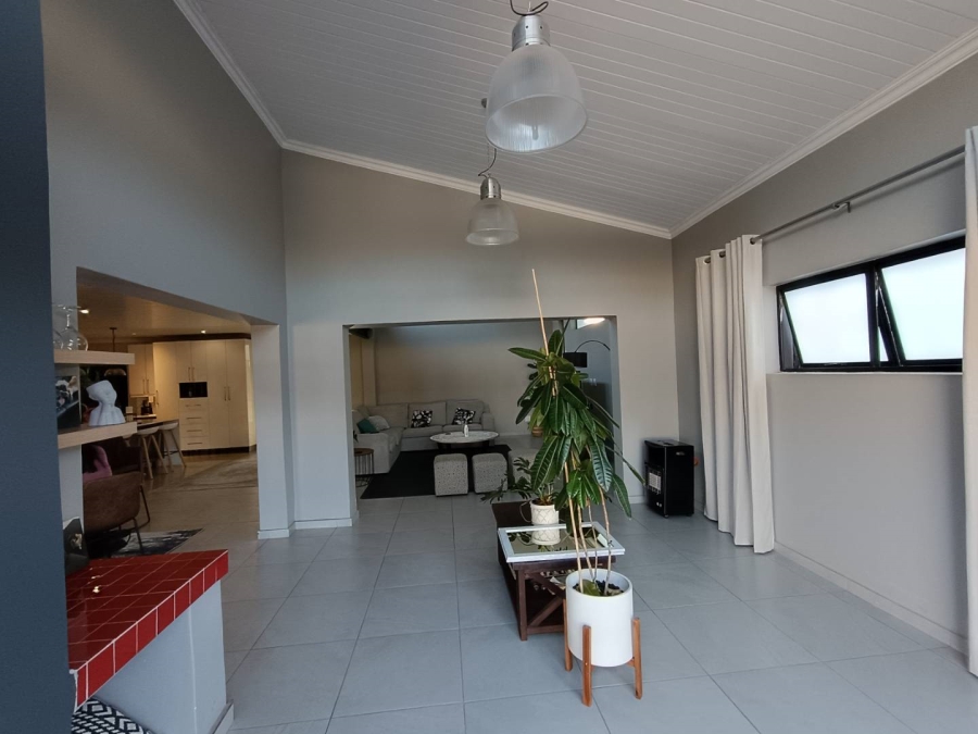 3 Bedroom Property for Sale in Zwartkop Gauteng
