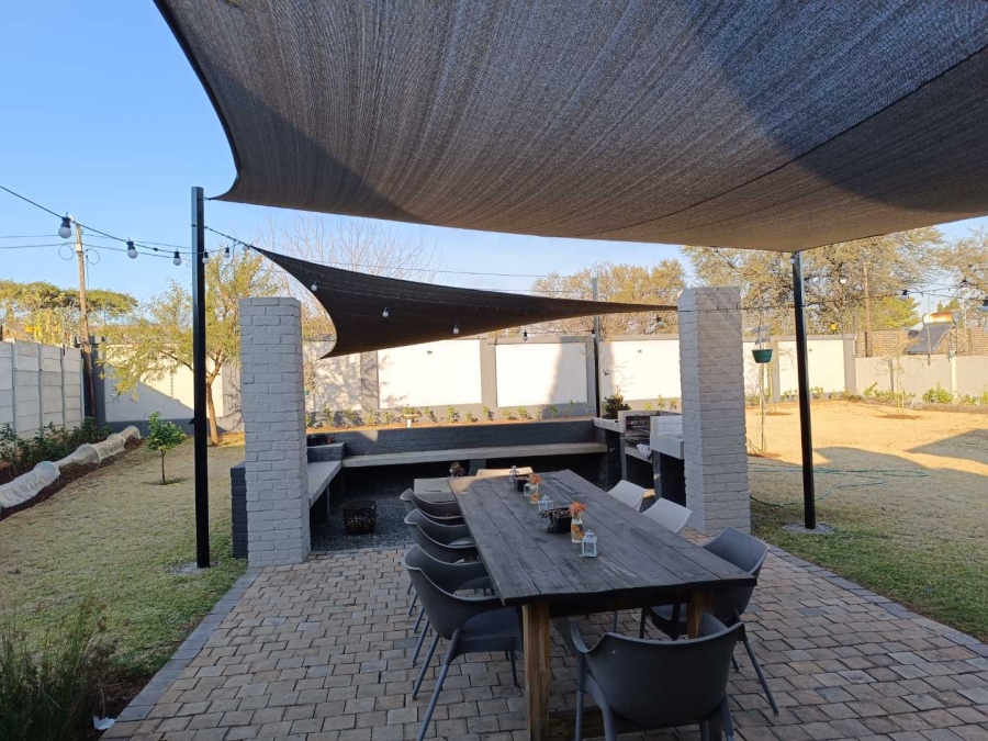 3 Bedroom Property for Sale in Zwartkop Gauteng