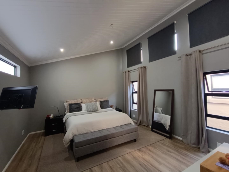 3 Bedroom Property for Sale in Zwartkop Gauteng