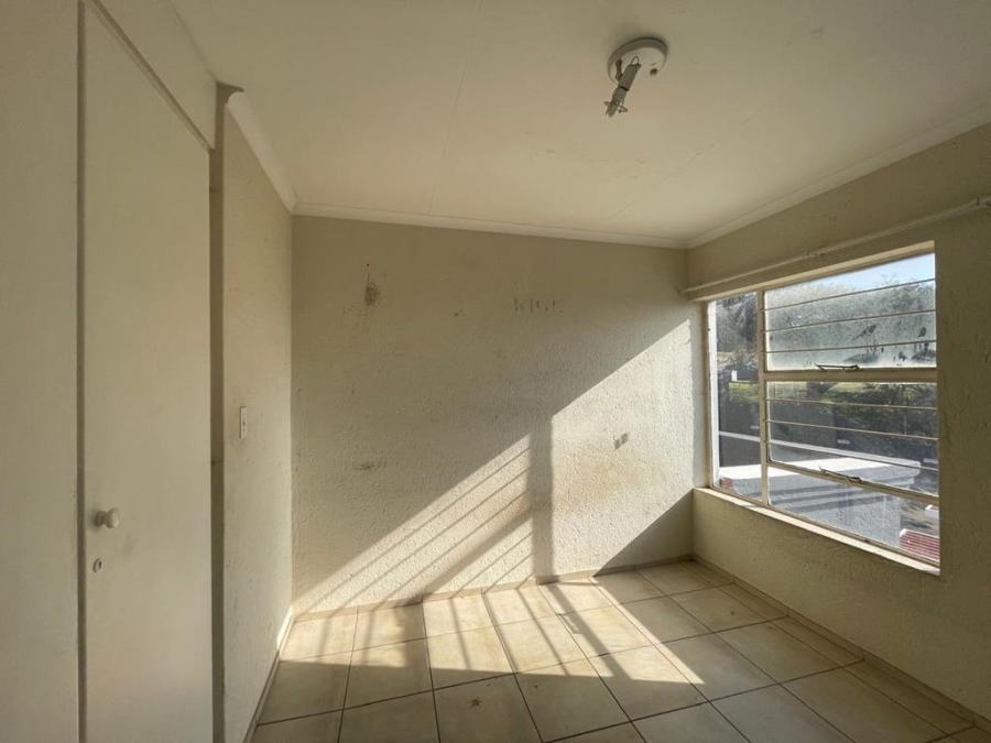 3 Bedroom Property for Sale in Wilro Park Gauteng